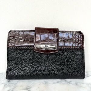 Vintage Brighton Pebbled Leather Croc Embossed Bi-Fold Wallet Brown Black